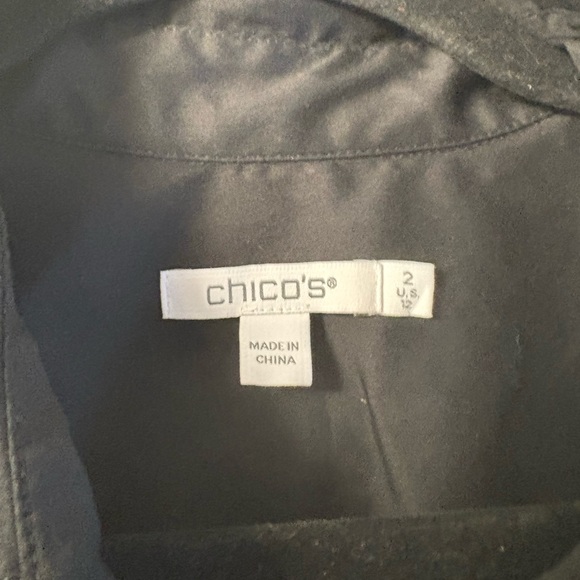 Chico’s black shirt with flower appliqués size 2 (12) EUC - Picture 5 of 6